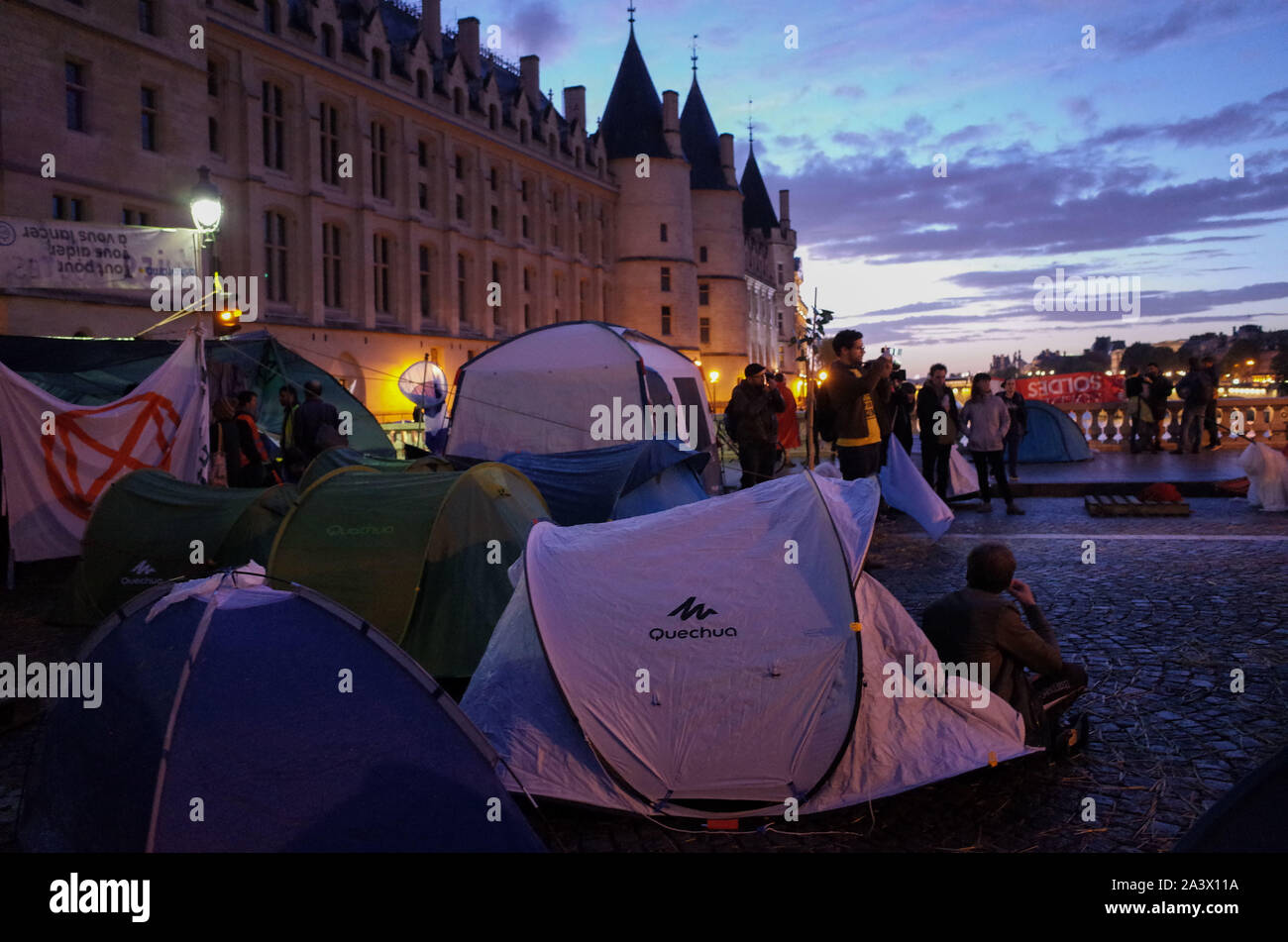 *** STRICTLY NO SALES TO FRENCH MEDIA OR PUBLISHERS *** October 08, 2019 - Paris, France: Activists from  Extinction Rebellion enter their second night of occupation at their protest camp in Place du Chatelet in central Paris as part of their global environment protest movement. Stock Photo