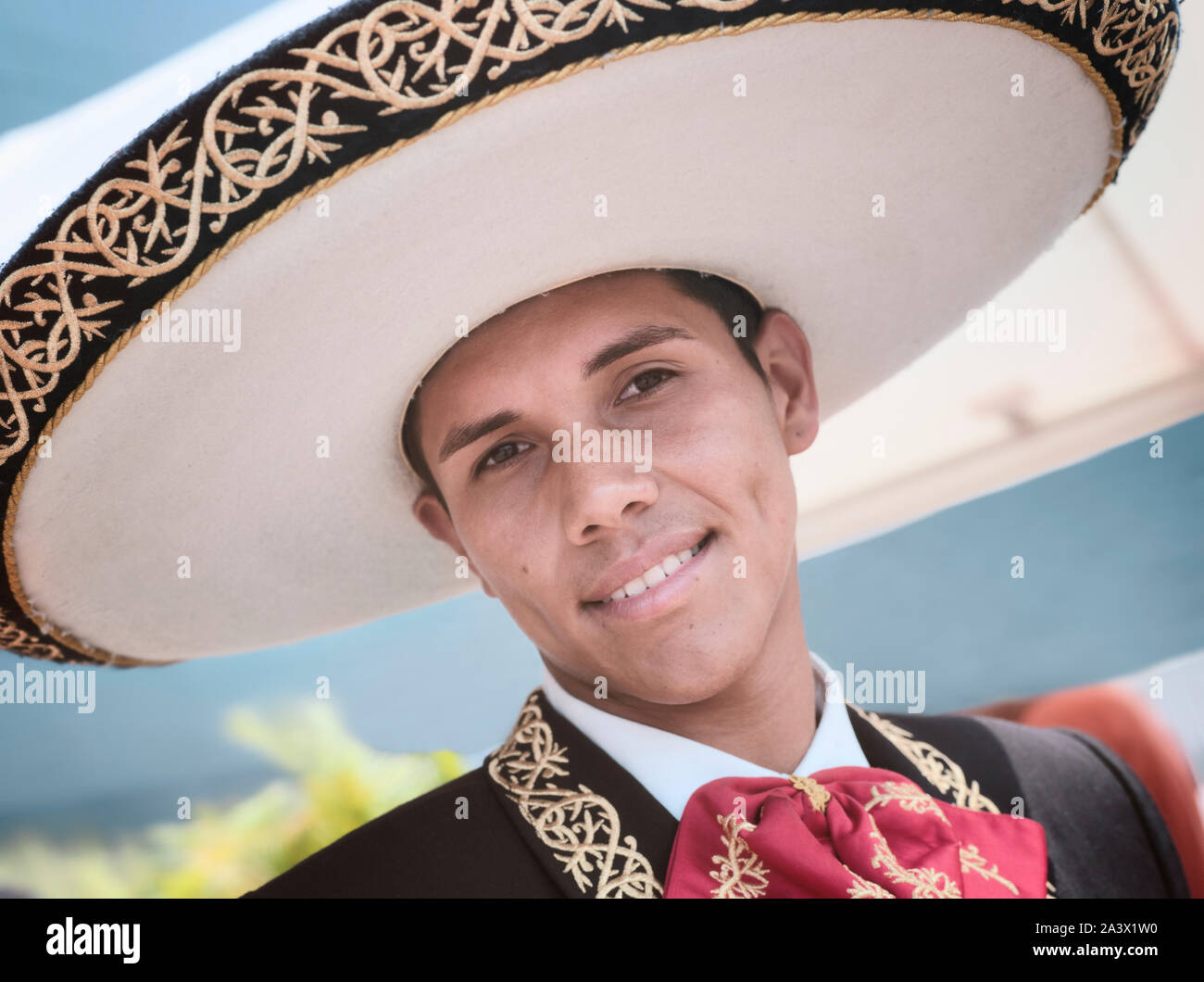 Puerto Vallarta, Mexico - April 30, 2011: Close Up Of A Man Dressed In  Traditional Mexican Outfit And Wearing Sombrero Stock Photo - Alamy