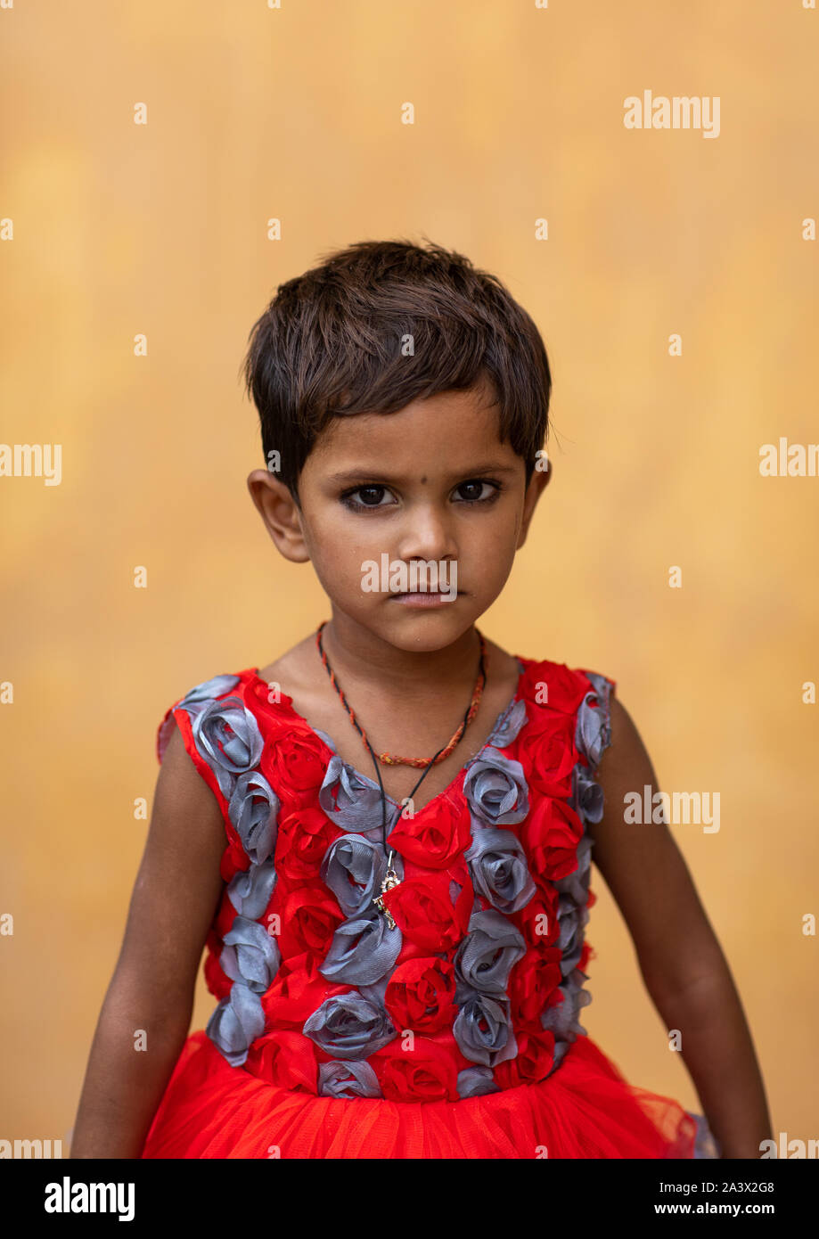 Rajasthani girl hi-res stock photography and images - Alamy