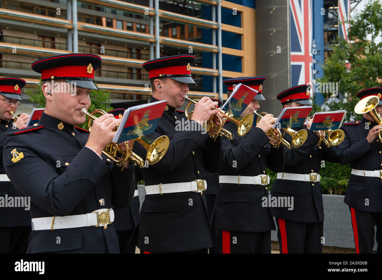 Autumn Racing Weekend & Ascot Beer Festival, Ascot Racecourse, Ascot, Berkshire, UK. 5th October, 2019. Tidworth Army Band play music for racegoers. Credit: Maureen McLean/Alamy Stock Photo