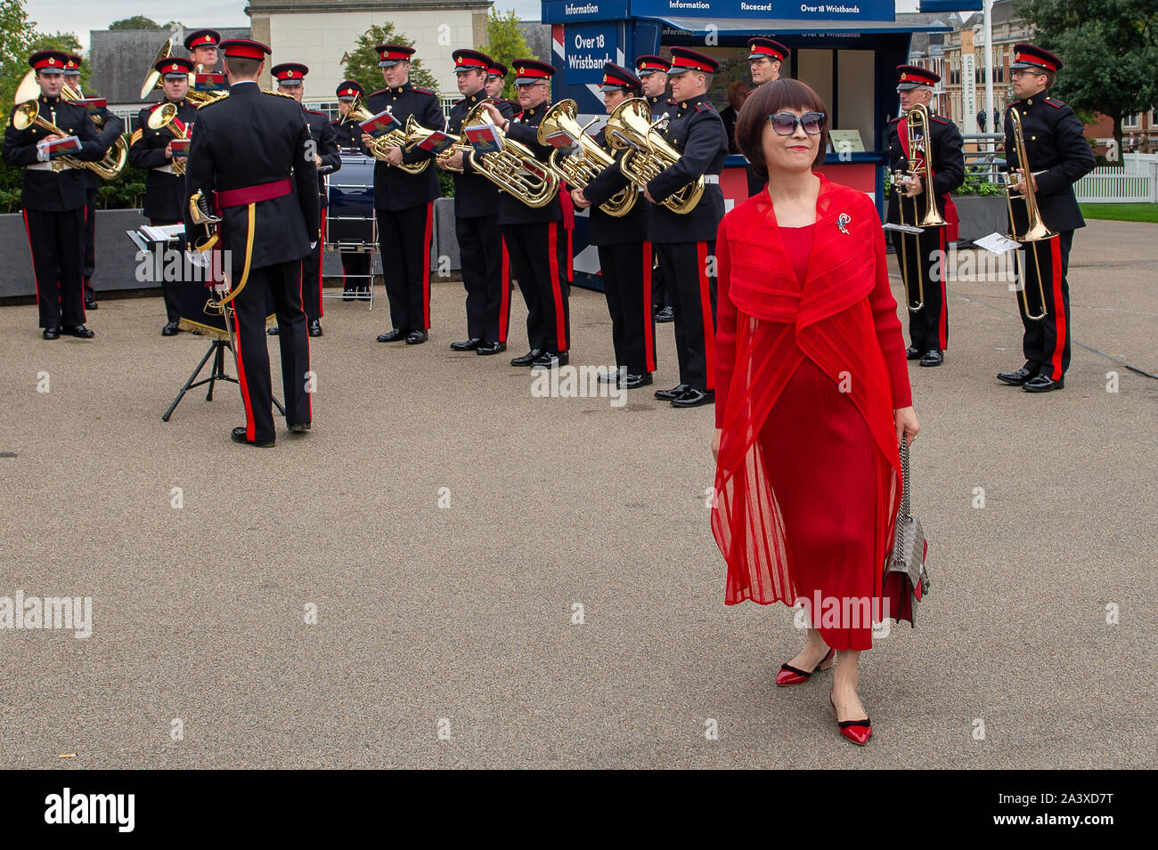 Autumn Racing Weekend & Ascot Beer Festival, Ascot Racecourse, Ascot, Berkshire, UK. 5th October, 2019. Tidworth Army Band play music for racegoers. Credit: Maureen McLean/Alamy Stock Photo