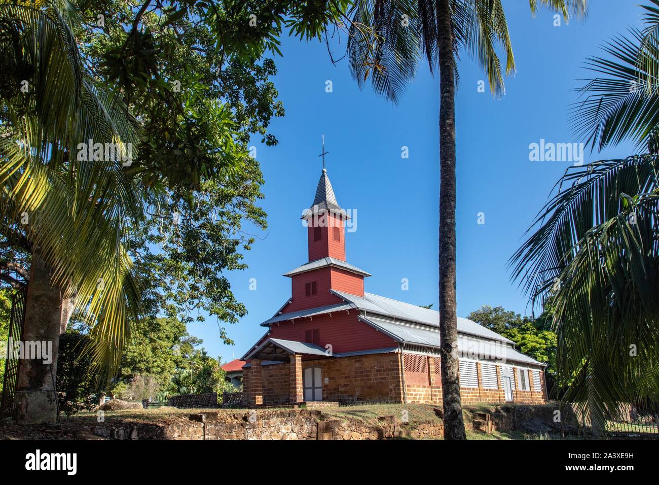CHURCH OF ILE ROYALE ON WHICH THERE WAS ONCE A PENAL COLONY, SALVATION'S ISLANDS, KOUROU, FRENCH GUIANA, OVERSEAS DEPARTMENT, SOUTH AMERICA, FRANCE Stock Photo