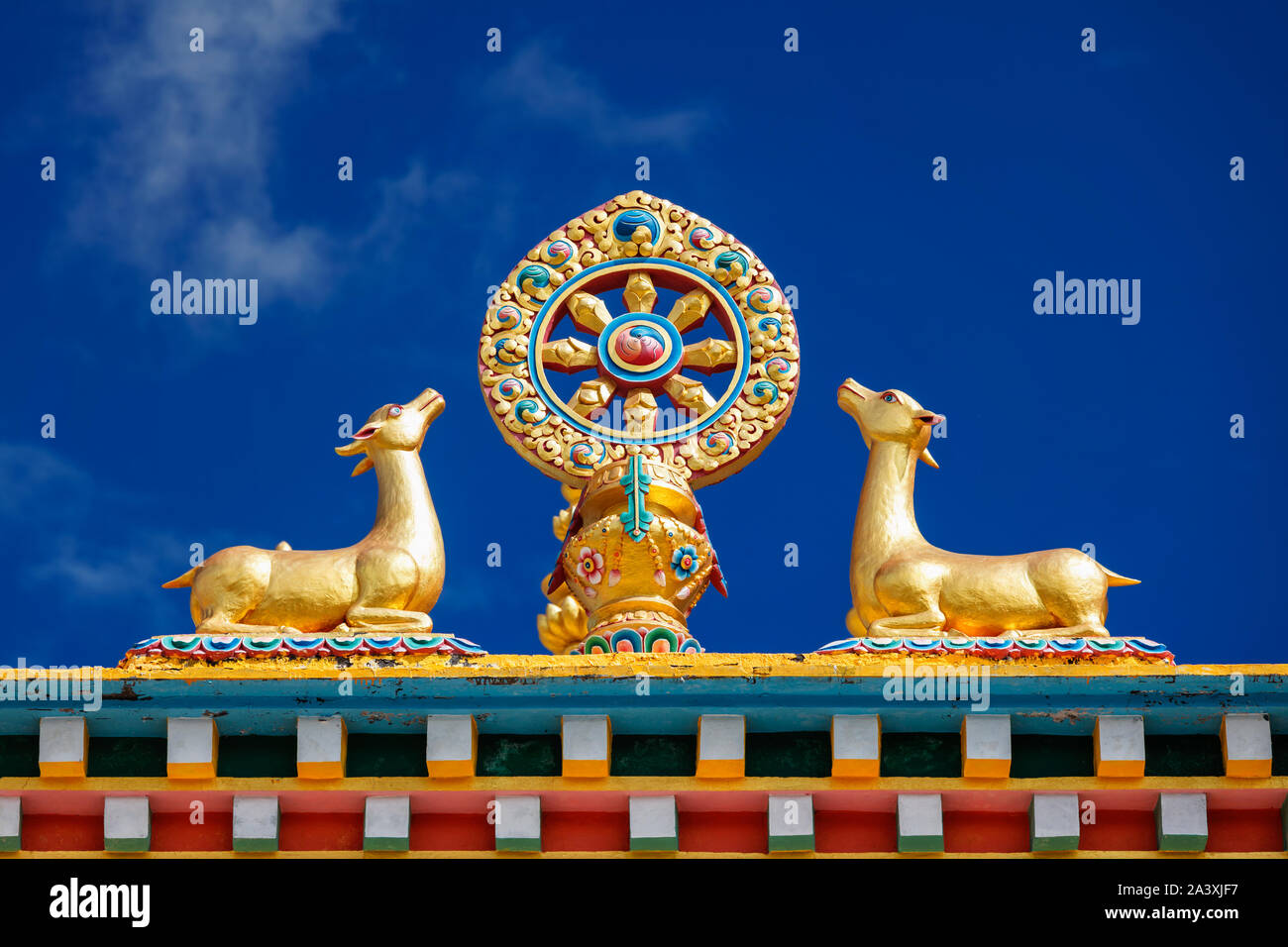 Buddhist Wheel of the Law Stock Photo Alamy