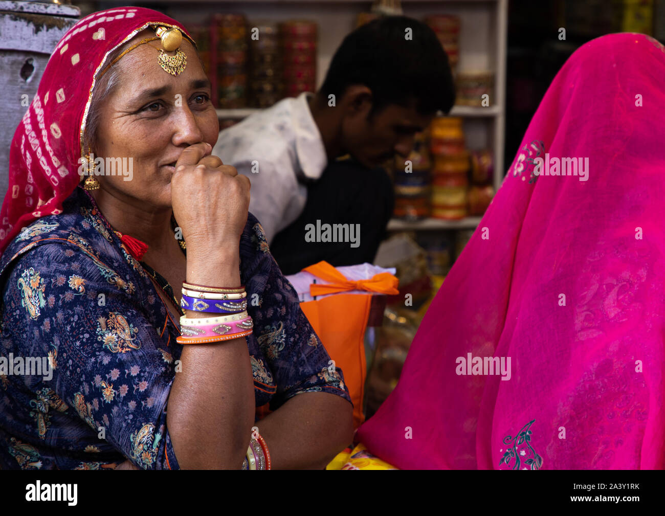 Rajasthani women in a shop, Rajasthan, Jodhpur, India Stock Photo - Alamy