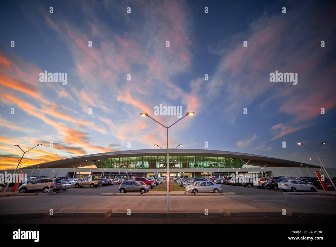 Lobby cars hires stock photography and images Alamy