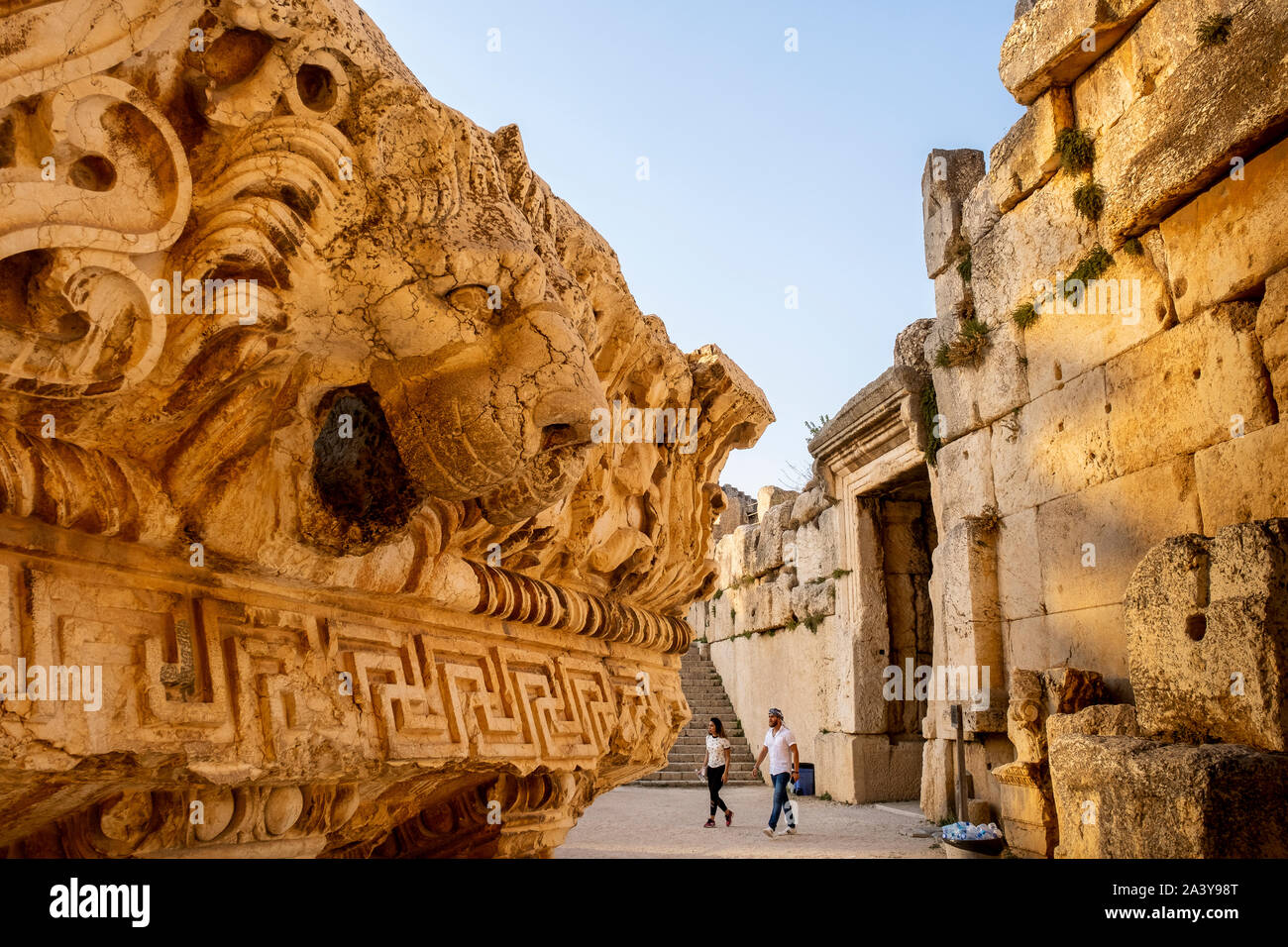 Lion sculpture and temple of Jupiter, Baalbeck, Bekaa Valley, Lebanon Stock Photo