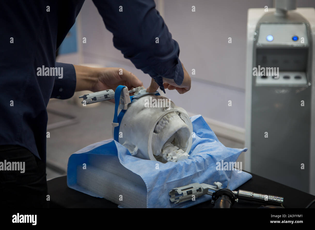 Stereotactic surgery navigation system for neurosurgery, craniofacial