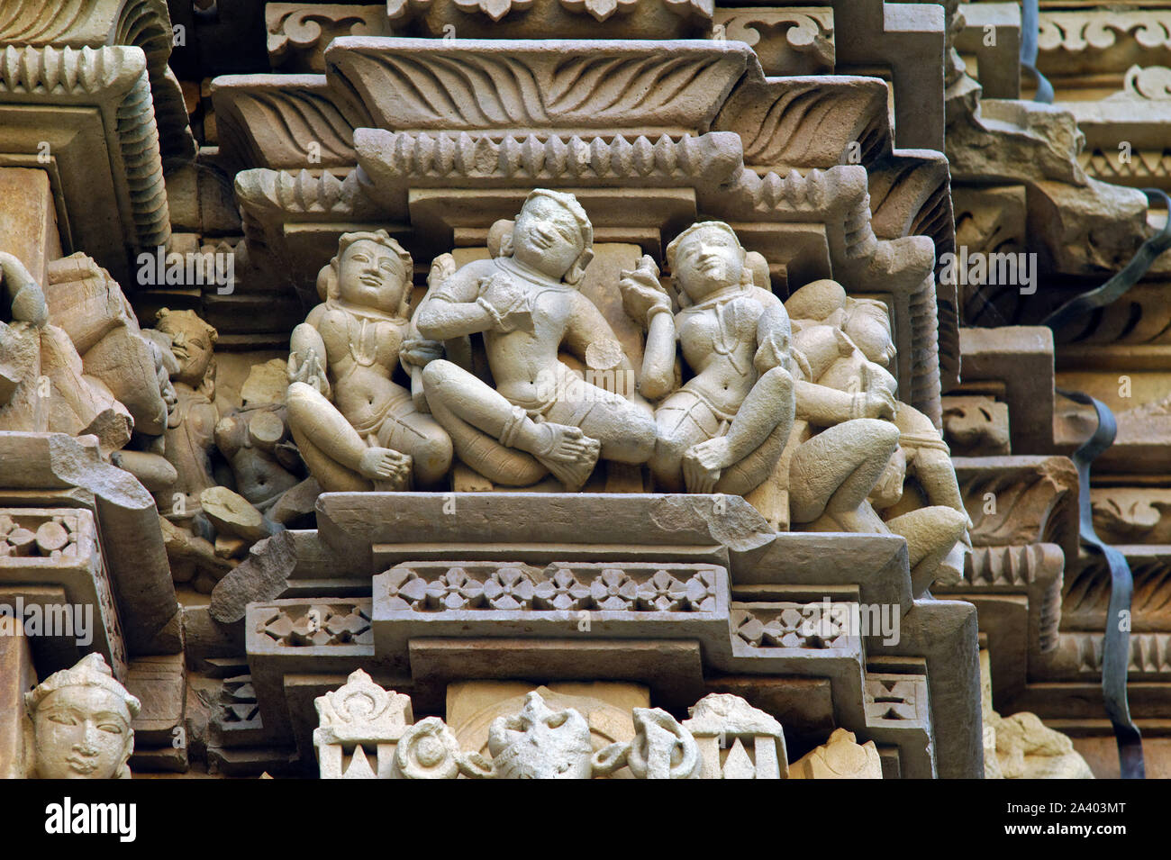 Sculptures on the outer wall of Javari temple Stock Photo - Alamy