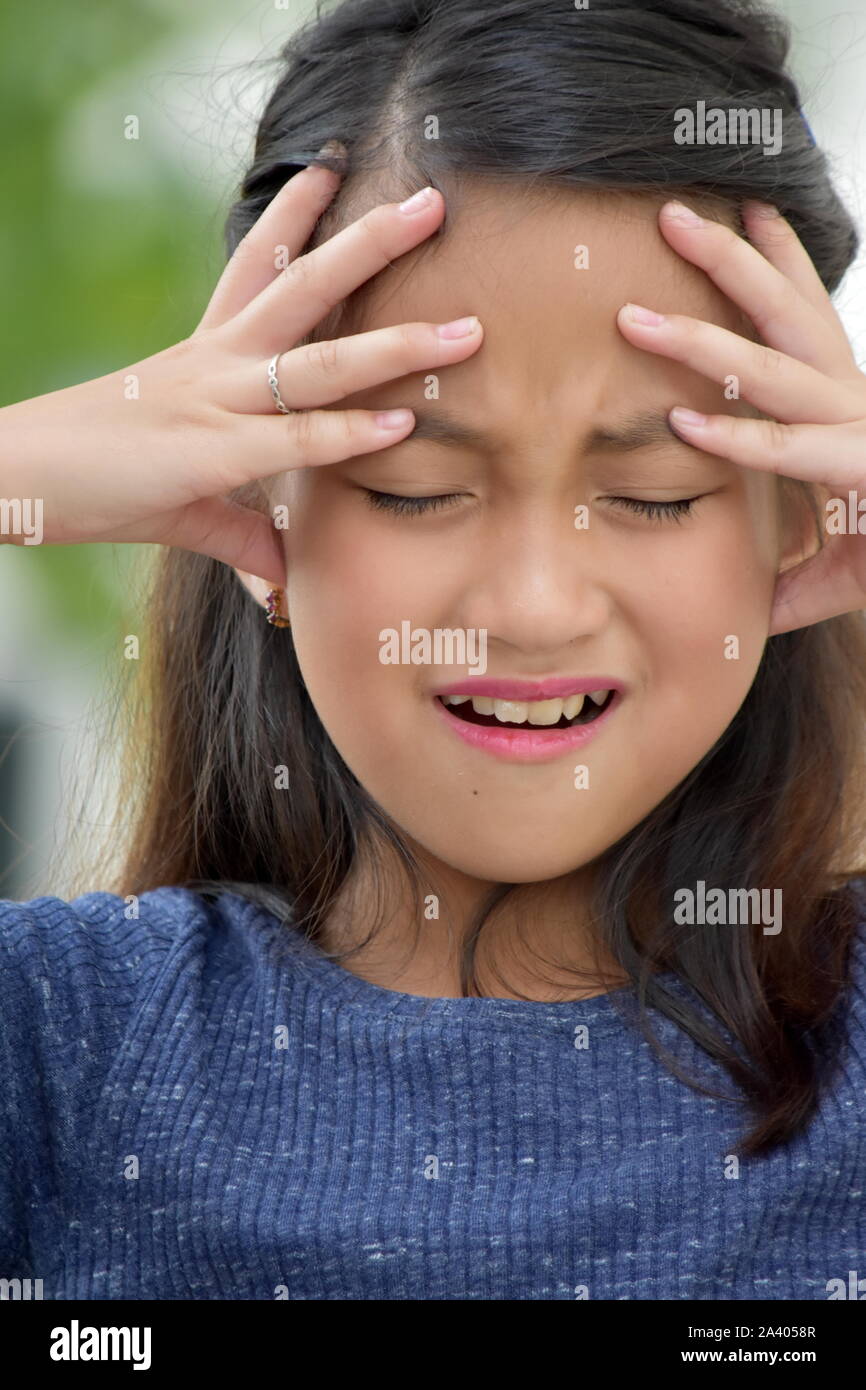 Tween girl not nude hi-res stock photography and images - Page 2 - Alamy