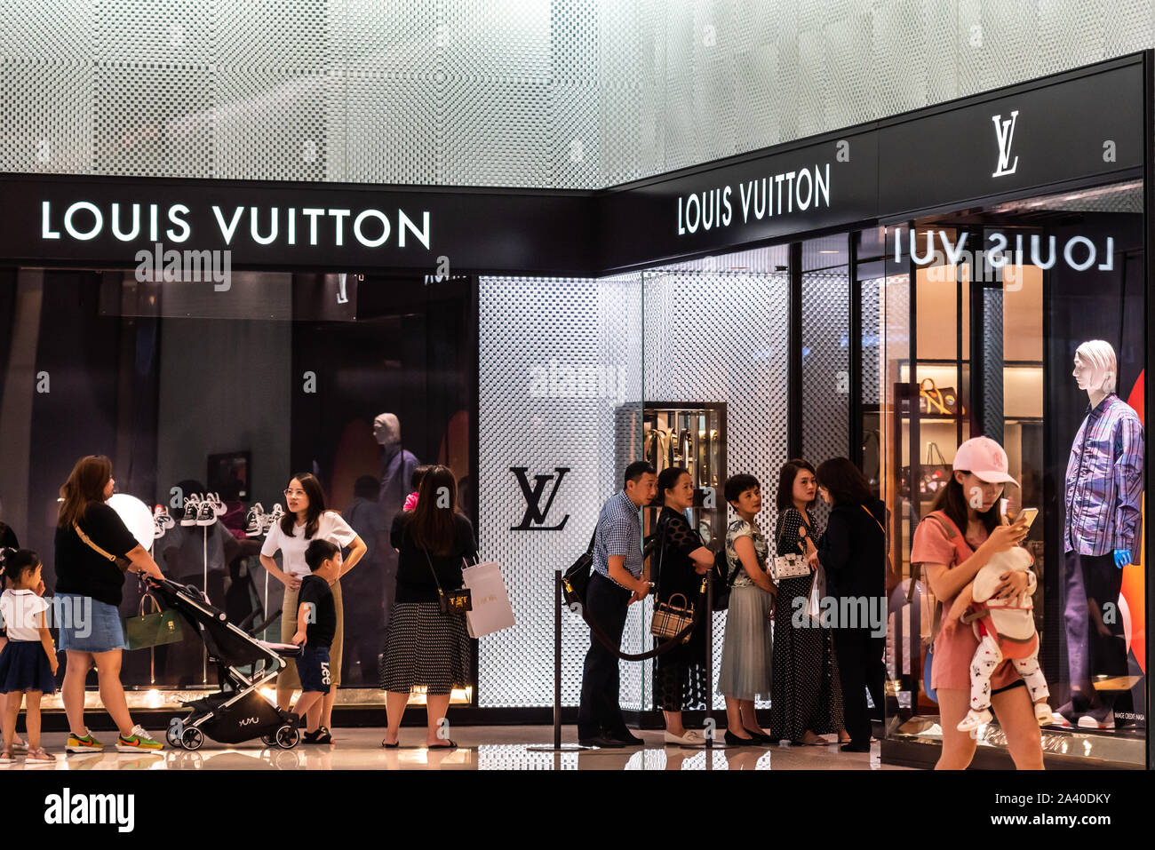 eLuxury Company Louis Vuitton Store