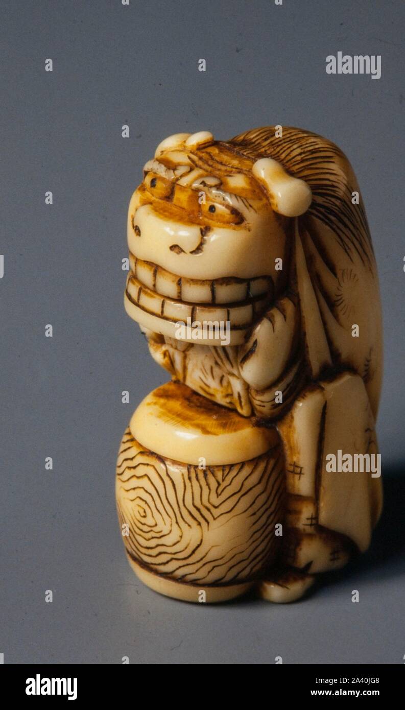 Netsuke, japanese miniature sculpture. Museum COLECCION PRIVADA Stock