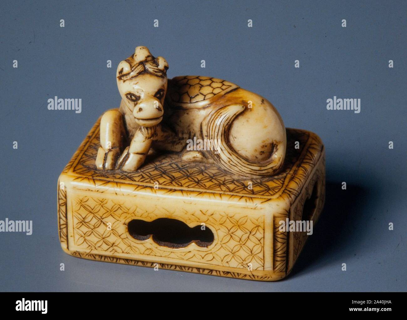 Netsuke, japanese miniature sculpture. Museum COLECCION PRIVADA Stock