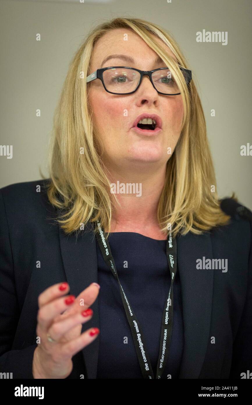 © Chris Bull. 23/09/19  BRIGHTON   , UK.    Labour Party Annual Conference 2019 in Brighton. Jo Platt MP , Shadow Cabinet Office Minister , is pictured today (Monday 23rd September) during fringe session - How can government deliver better public services without breaking the bank?     Photo credit: CHRIS BULL Stock Photo