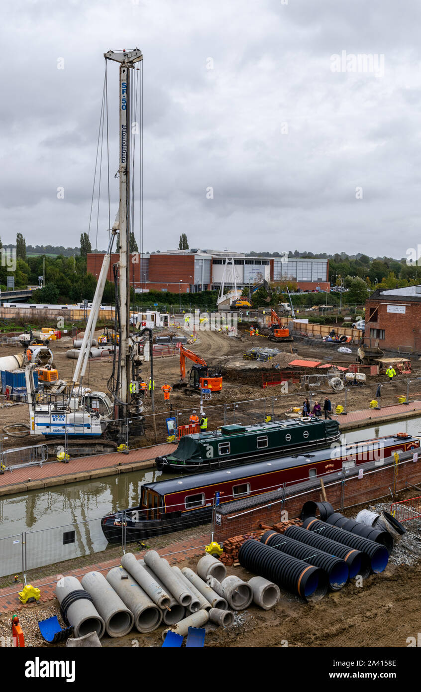 Banbury O2 Expansion of Castle Quays shopping centre, Banbury, Oxfordshire ...