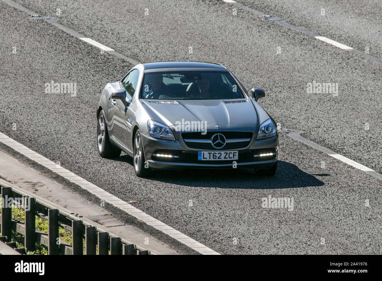 Mercedes benz slk200 hi-res stock photography and images - Alamy