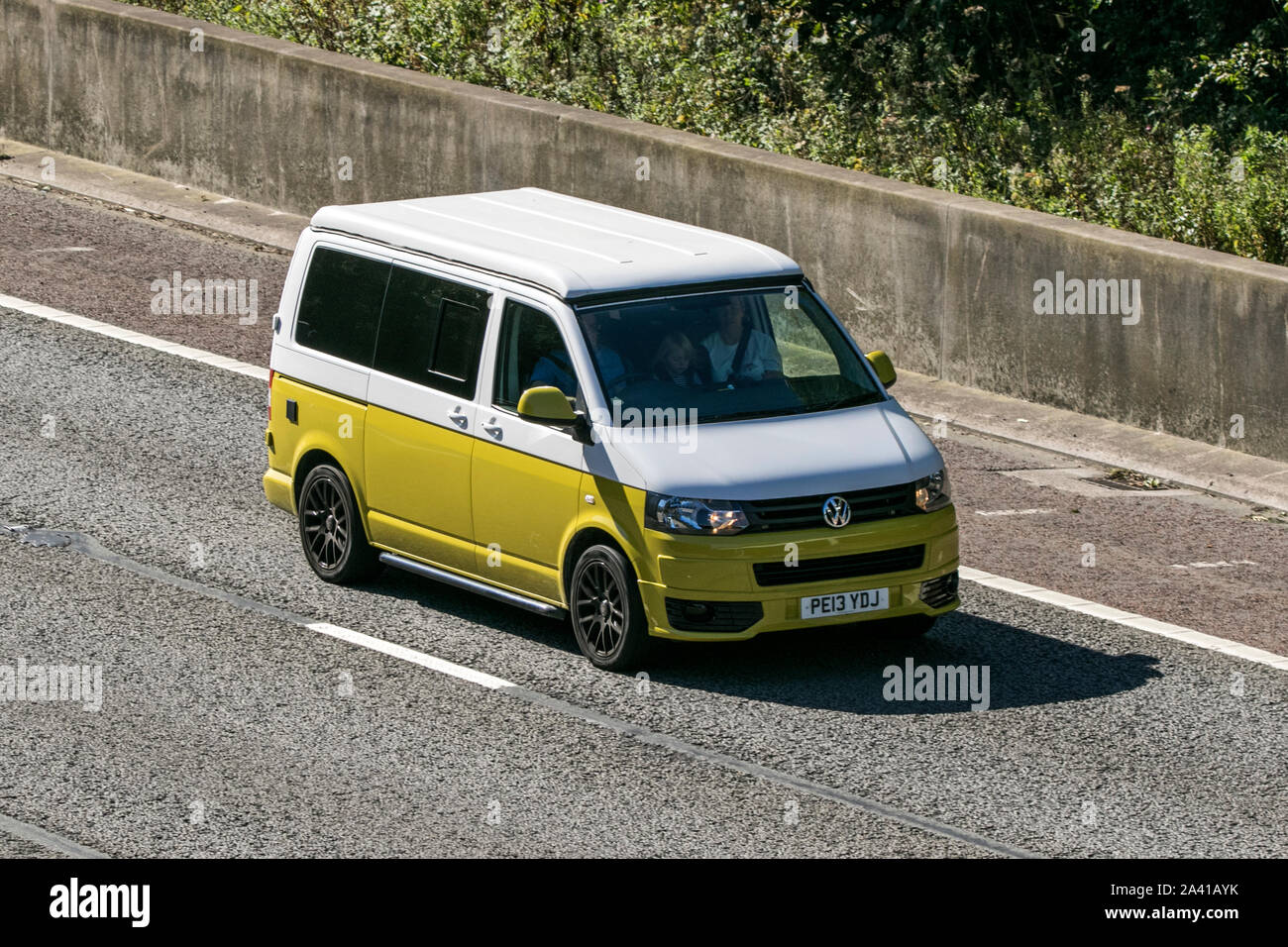Classic vw transporter hi-res stock photography and images - Page 10 - Alamy