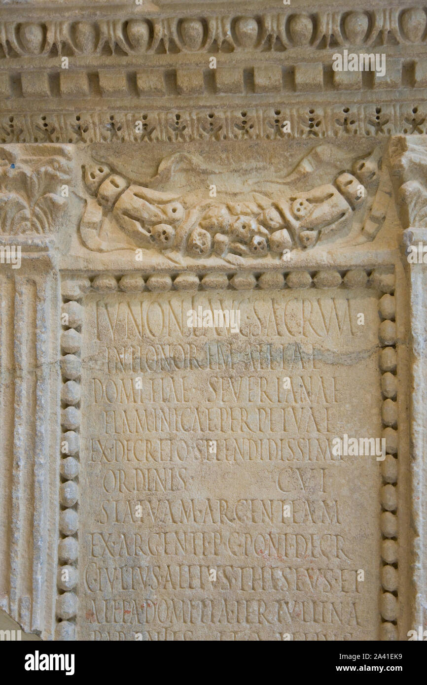 Museo Arqueologico. Esculturas romanas. Plaza de Mina. Ciudad de Cadiz. Andalucia. España Stock Photo