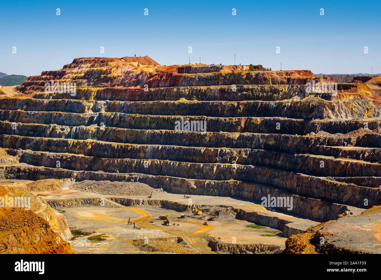 Main open pit copper sulphur mine at Rio Tinto, Sierra de Aracena and Picos de Aroche Natural Park. Huelva province. Southern Andalusia, Spain. Europe Stock Photo