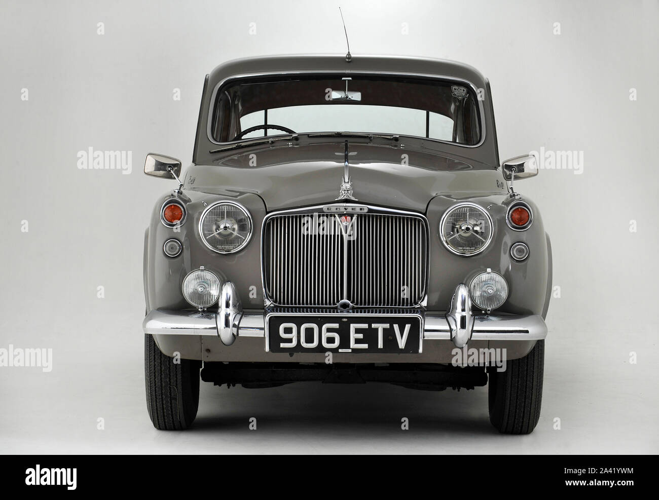 Rover Saloon 1950s High Resolution Stock Photography and Images - Alamy