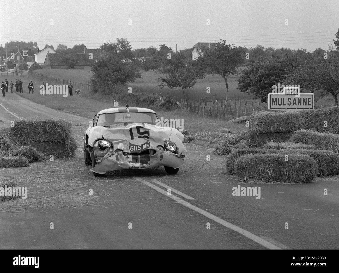 1963 Le Mans Jaguar E type Lightweight crash on Mulsanne. Stock Photo