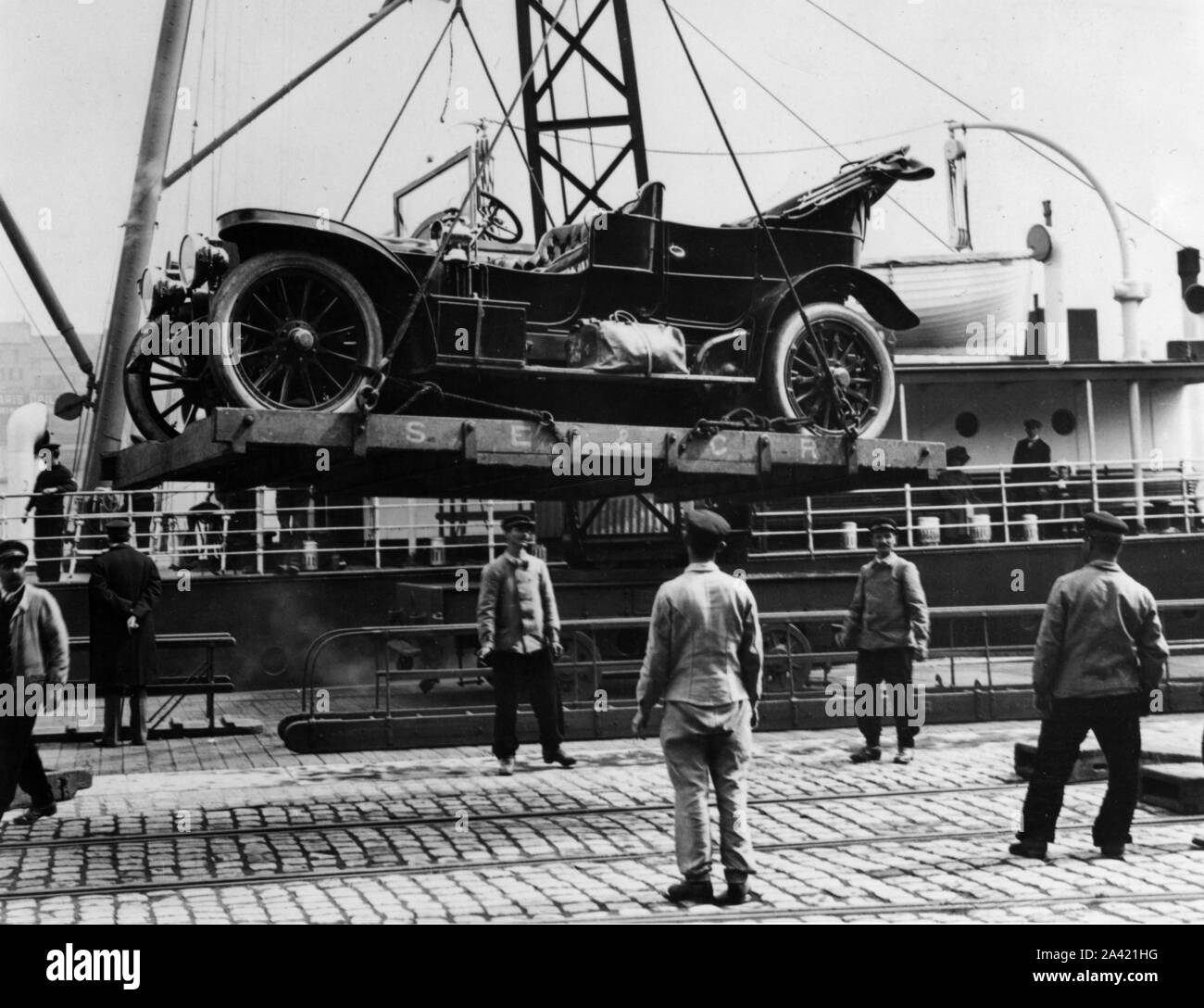 1909 car hi-res stock photography and images - Alamy