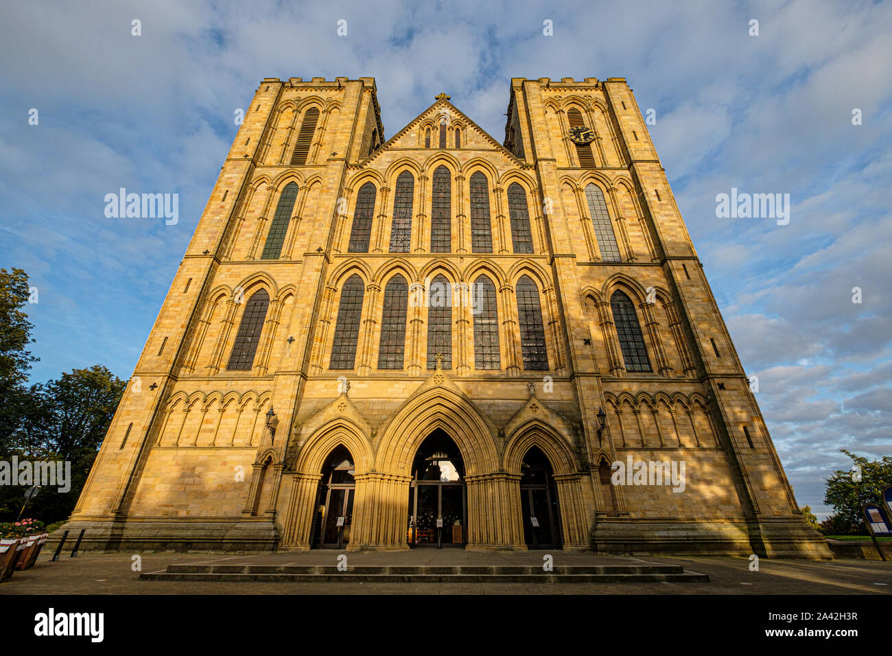 Ripon cathedral High Resolution Stock Photography and Images Alamy