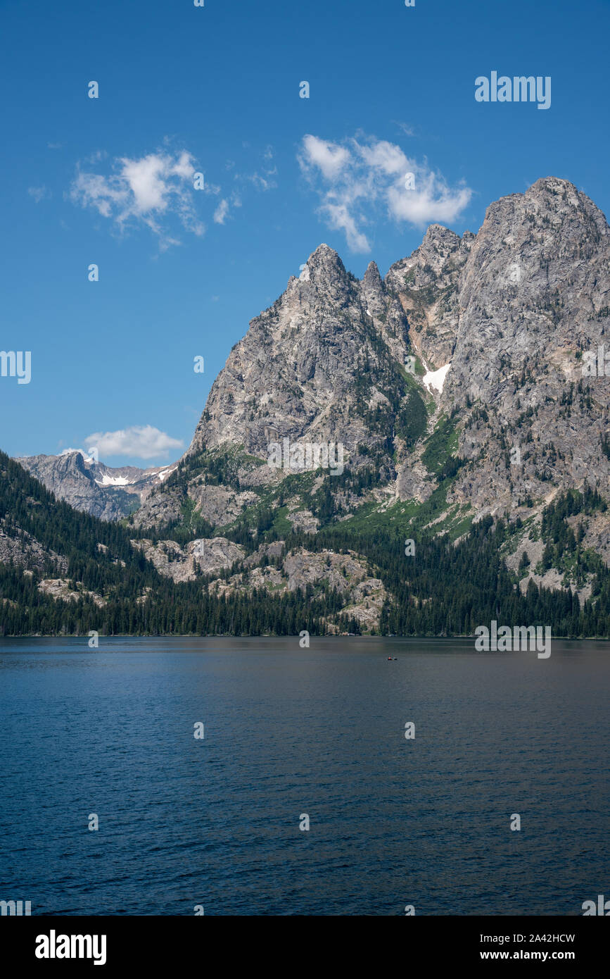 Hiking trail around Jenny Lake at the Grand Teton National Park Stock ...