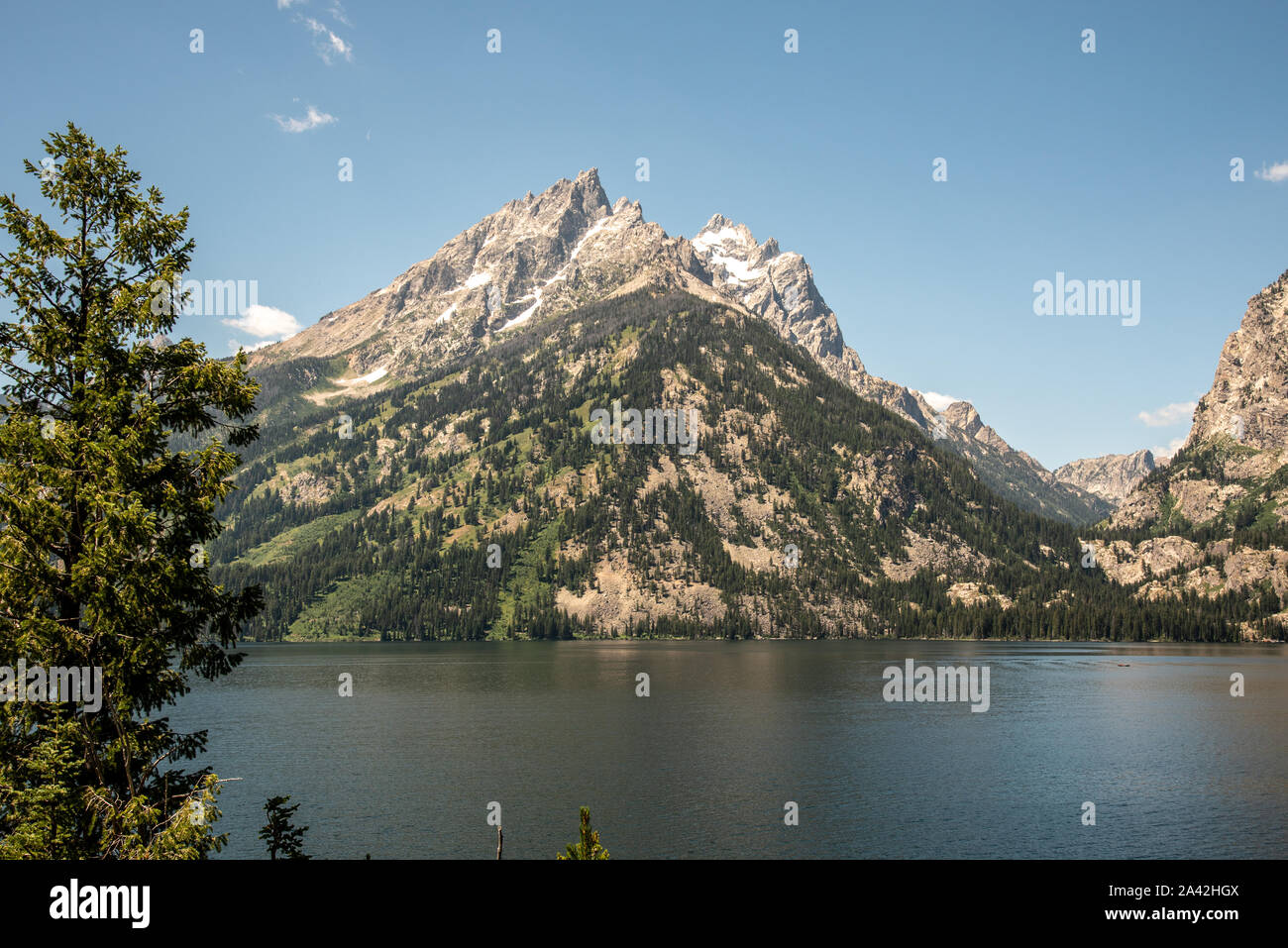 Hiking trail around Jenny Lake at the Grand Teton National Park Stock ...