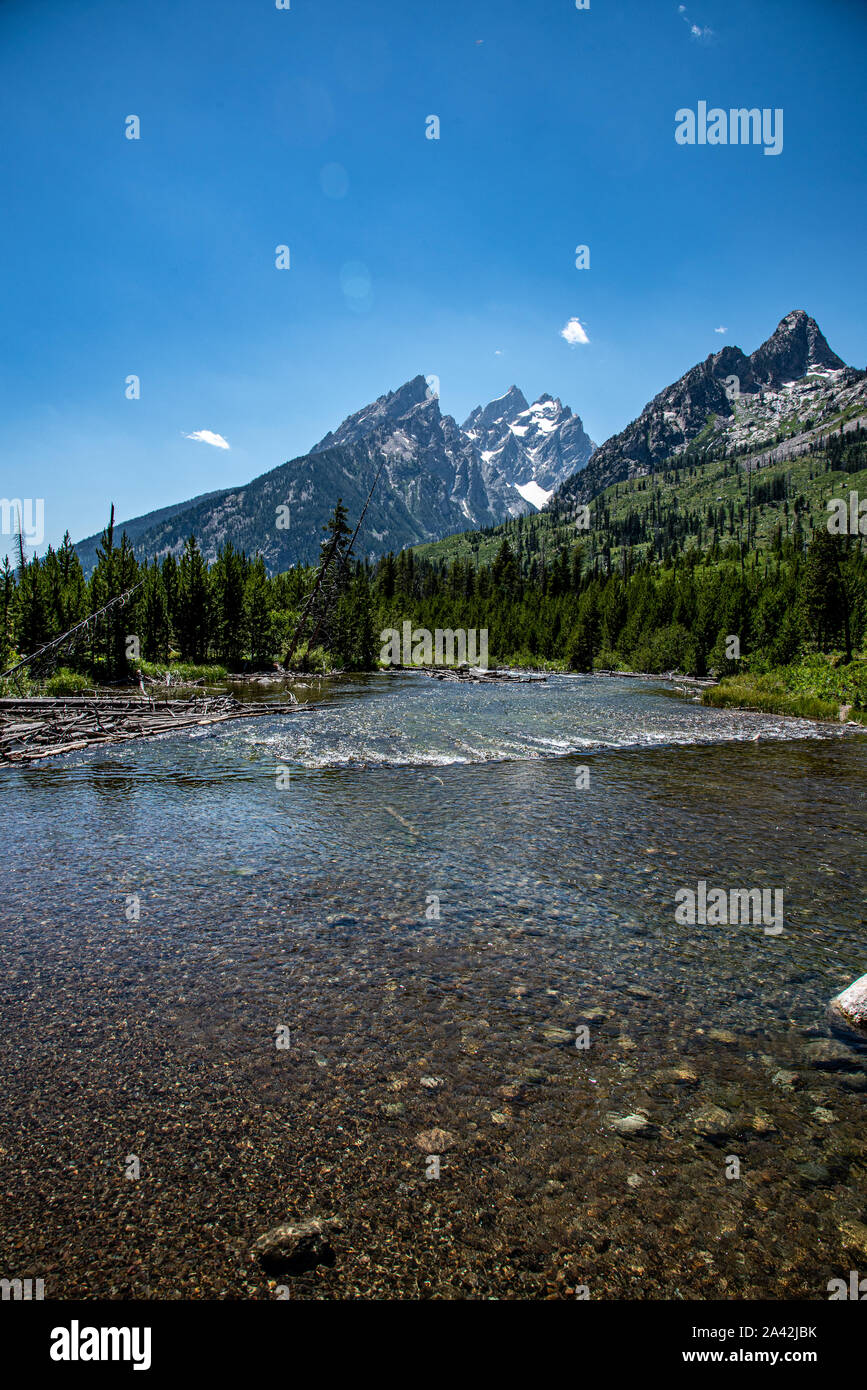 Hiking trail around Jenny Lake at the Grand Teton National Park Stock ...