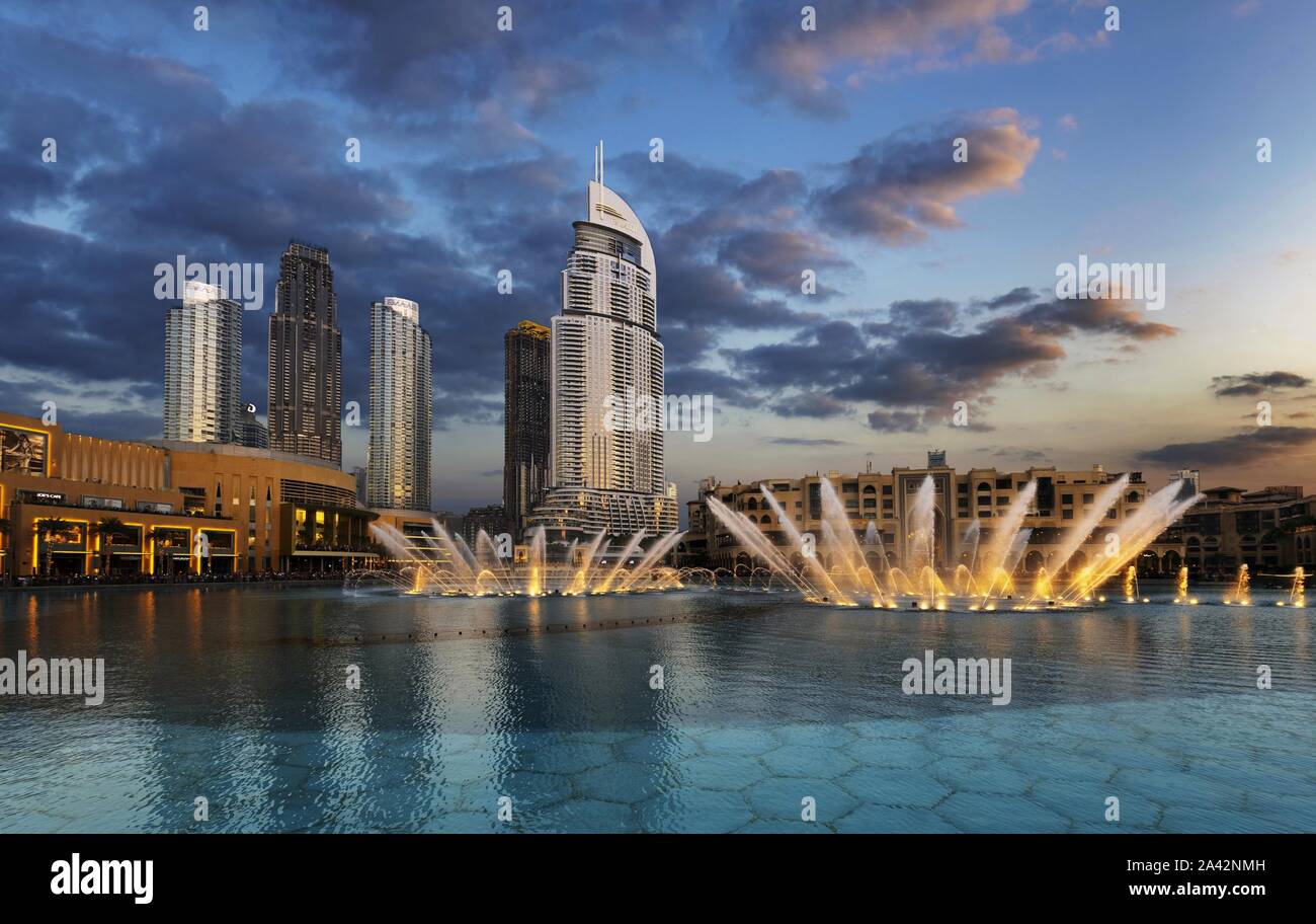 "Water dance" in Dubai stock Stock Photo Alamy