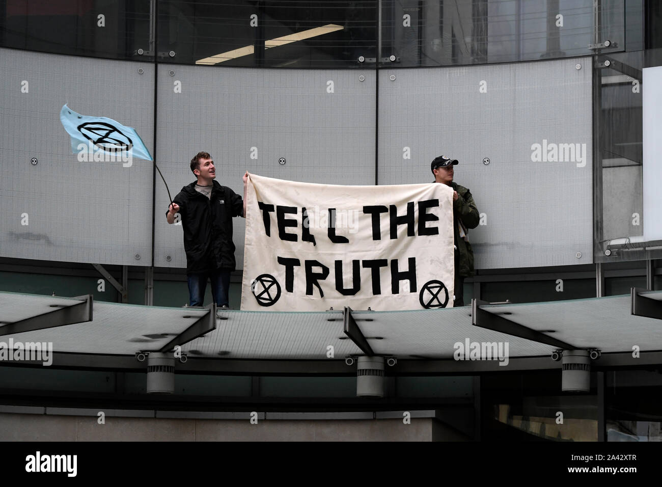 Environment Protest Flags Protest demonstration flag banner hi-res stock photography and images ...