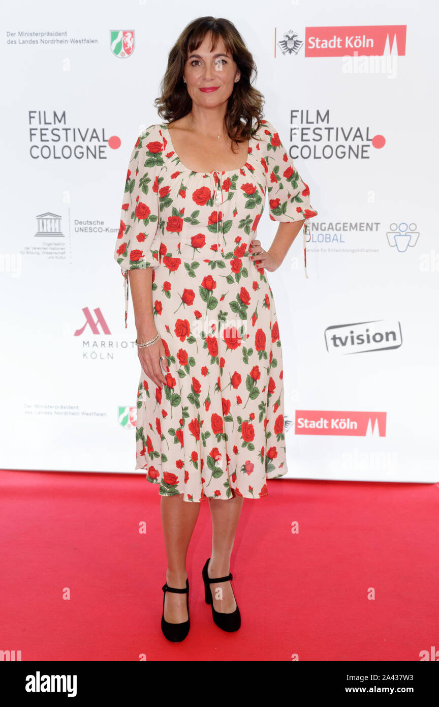 Cologne, Germany. 11th Oct, 2019. The actress Fiona Dolman comes to a screening of the first episode of the 21st season of the crime series 'Inspector Barneby' as part of the Film Festival Cologne 2019. Credit: Henning Kaiser/dpa/Alamy Live News Stock Photo