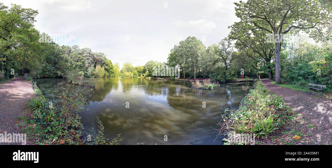 Hiltingbury Ancient Fishing Lakes in Chandlers Ford, Hampshire, England