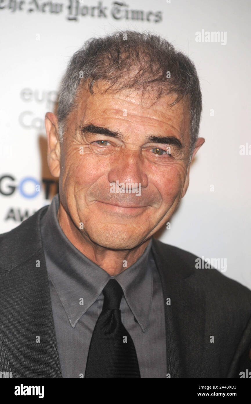 FILE PHOTO Actor Robert Forster Has Passed Away at the age of 78