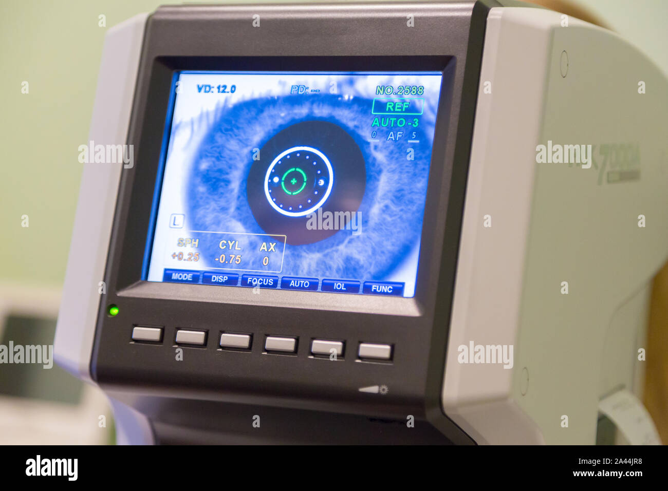 Monitor at optician Stock Photo