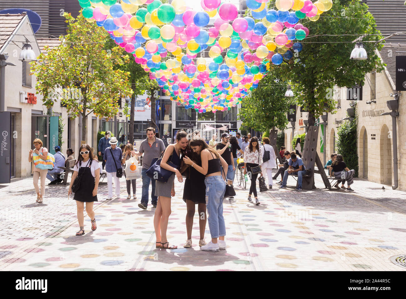 Bercy village paris hi-res stock photography and images - Alamy