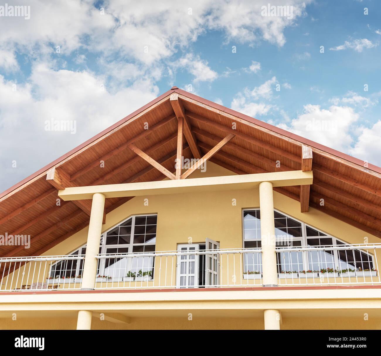Balcony of the apartment building and the roof Stock Photo - Alamy
