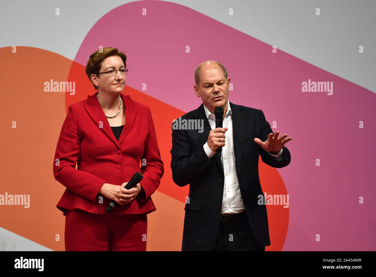 Olaf SCHOLZ, Klara GEYWITZ. Regional Conference for the presentation of the candidates for the SPD Party Presidency, Loewenbraeukeller Muenchen on 12.10.2019. | usage worldwide Stock Photo