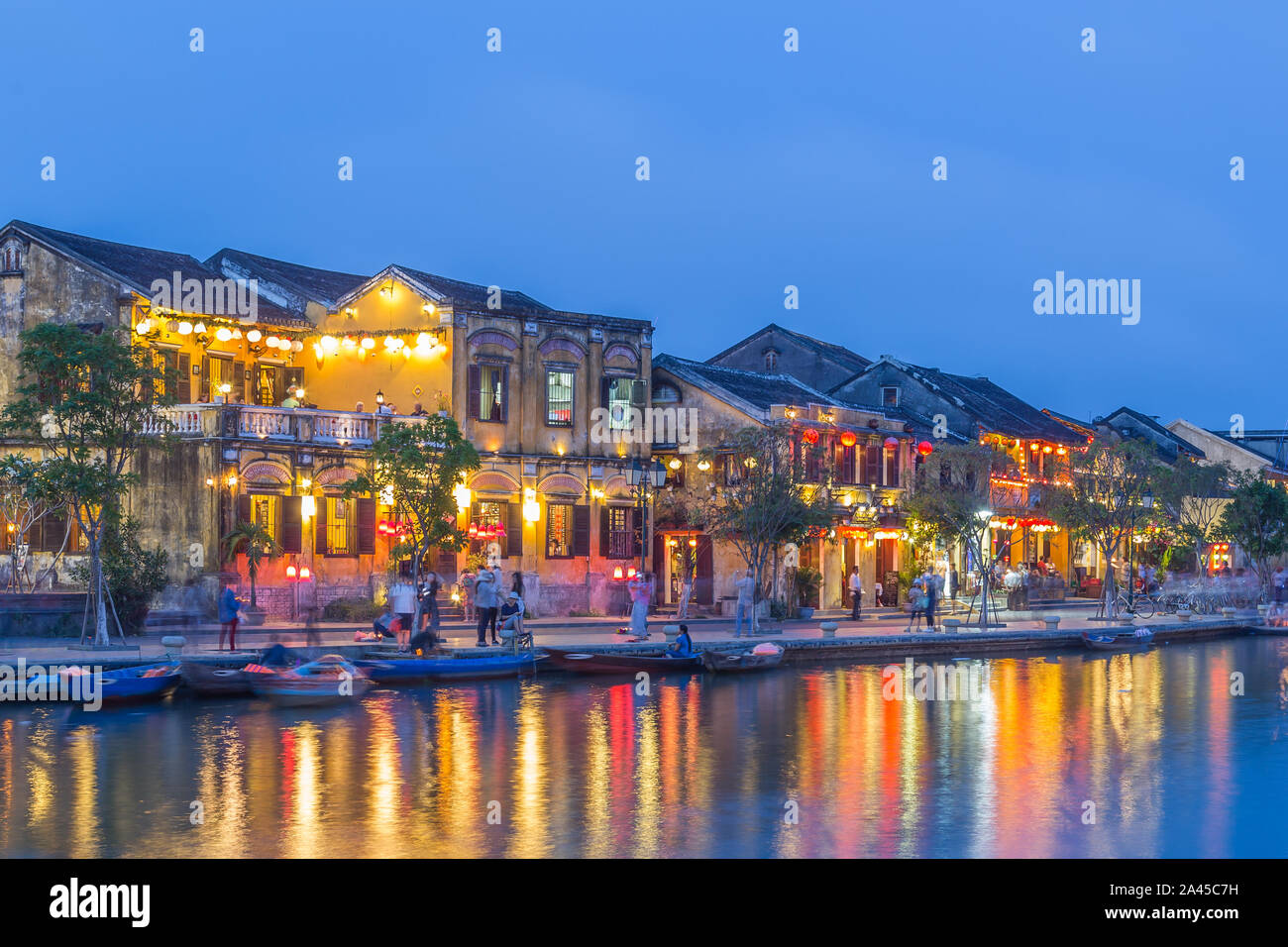 Bach Dang Street High Resolution Stock Photography And Images Alamy