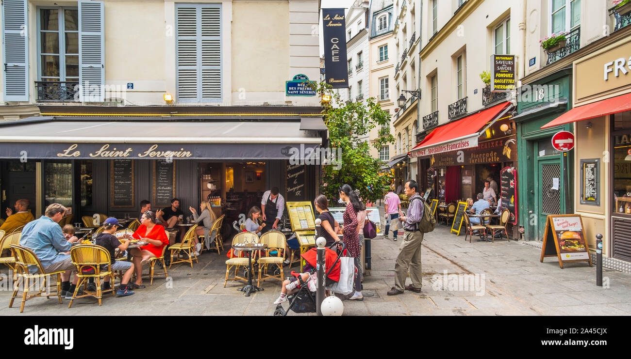 street scene in front of restaurant 'le saint severin' Stock Photo