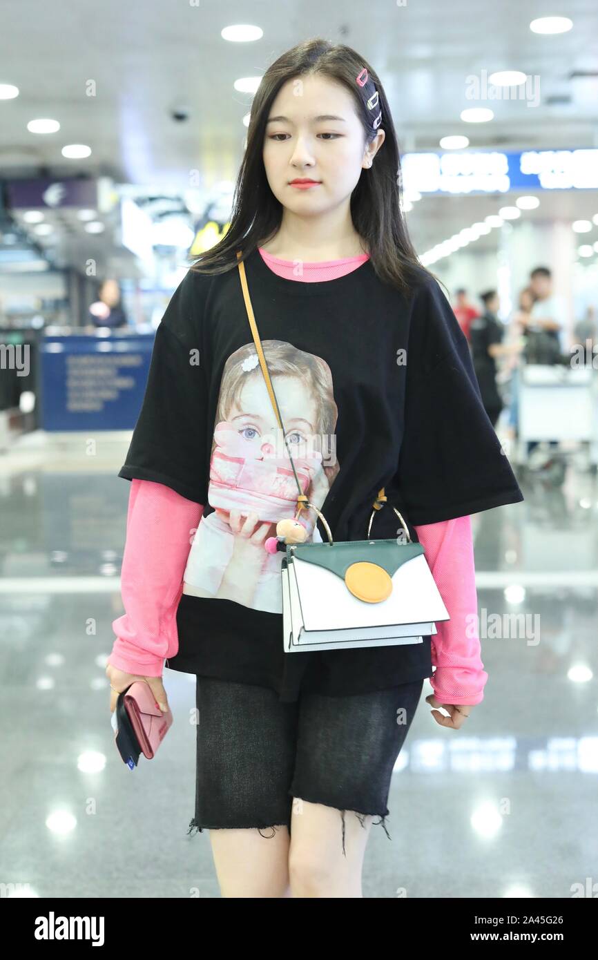 Chinese actress Landi Li arrives at the Beijing Capital International Airport before departure in Beijing, China, 4 September 2019.   Bag: Danse Lente Stock Photo