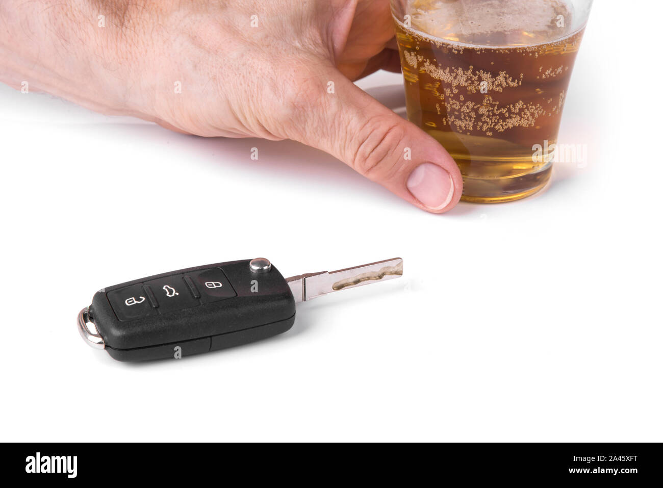 Car key and beer. Don't drink and drive concept Stock Photo - Alamy
