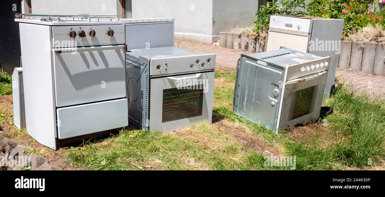 Old kitchen appliances for recycling Stock Photo