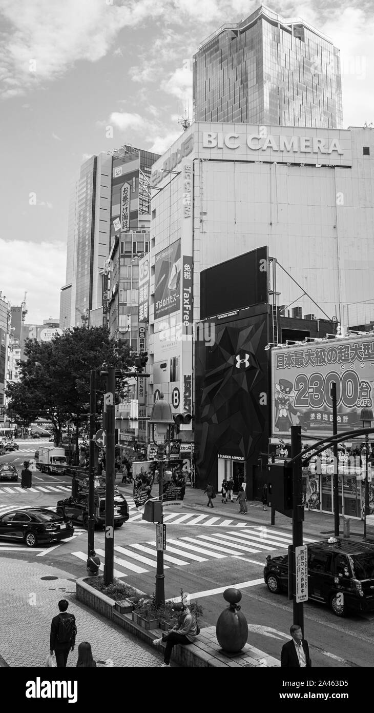 Shibuya Tokyo crosswalk downtown building architecture urban city Stock Photo