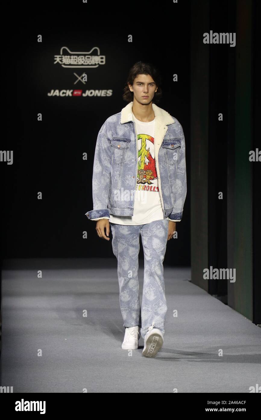Prince Nikolai of Denmark, a member of the Danish royal family, displays a  new creation at the 8000 km T stage show of Jack & Jones in Shanghai, China  Stock Photo - Alamy