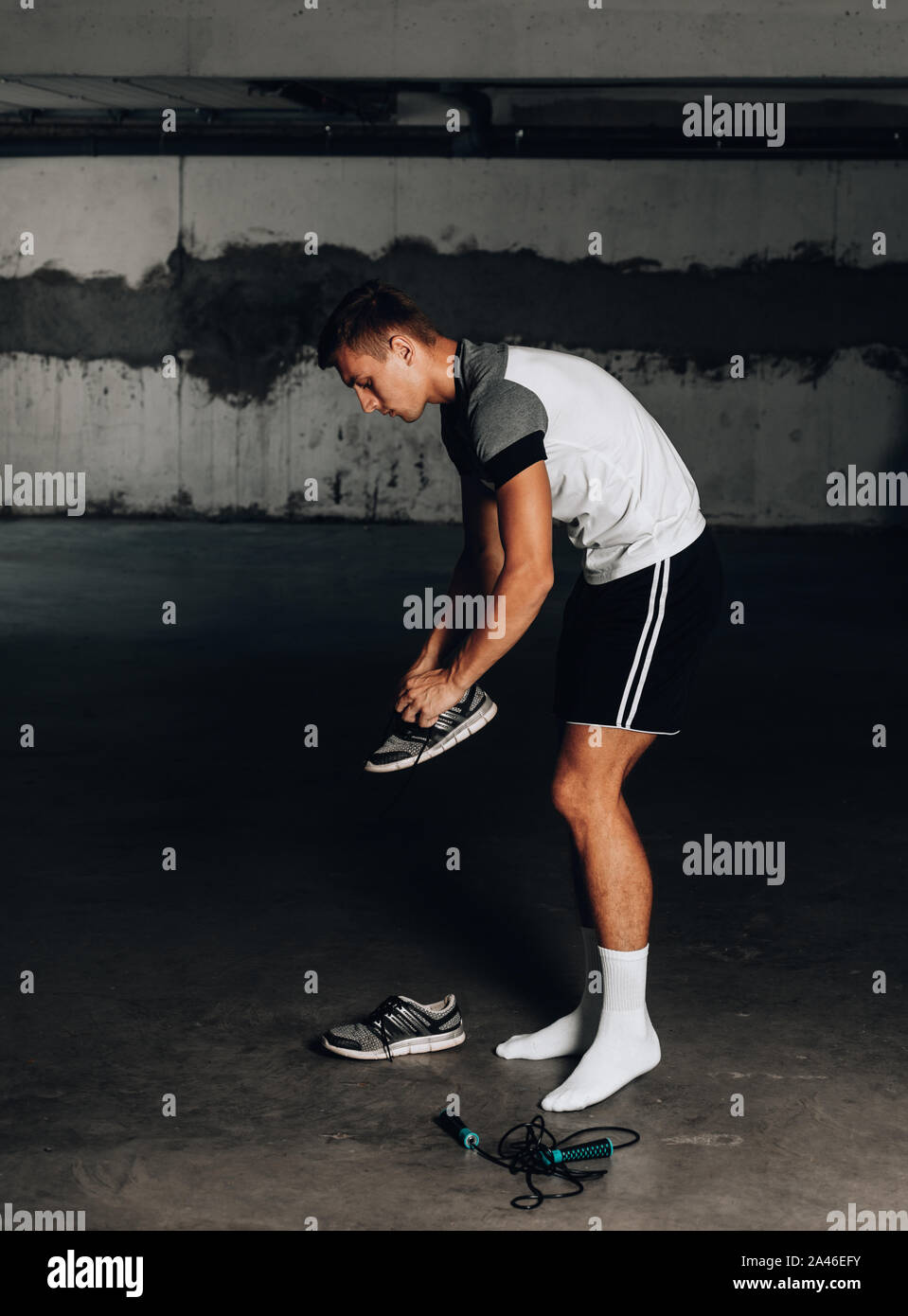 dress up tennis shoes