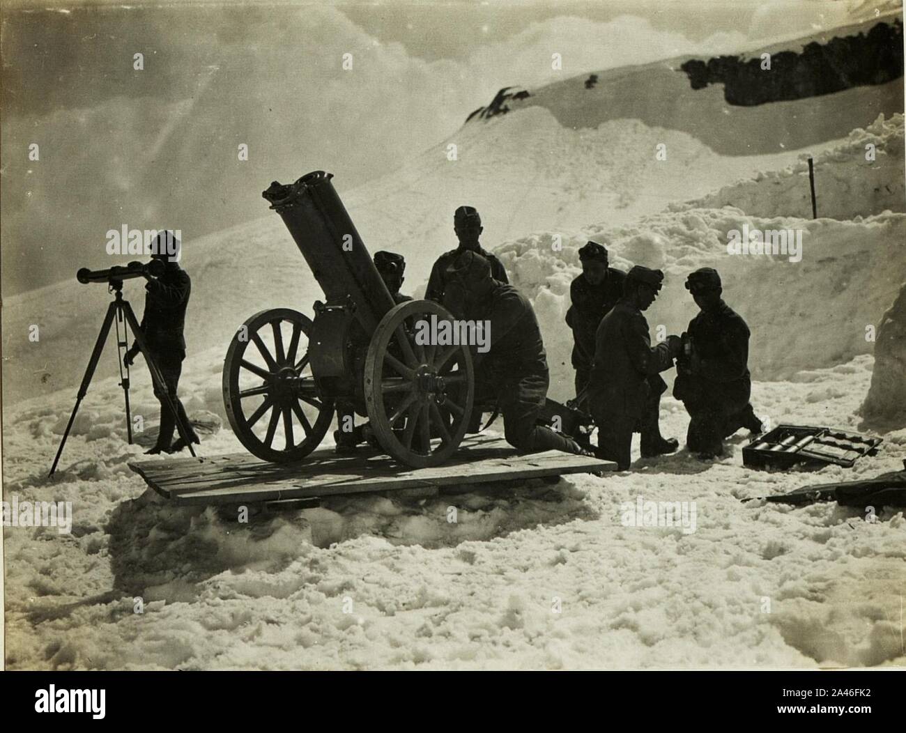 Fliegerabwehr G.K.B.2-3 M.15. auf der Rattendorfer-Alpe. (2-5.1917.) Stock Photo