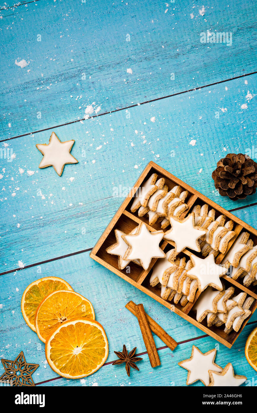 traditional-german-star-cookies-in-a-gift-box-with-spices-and-dried