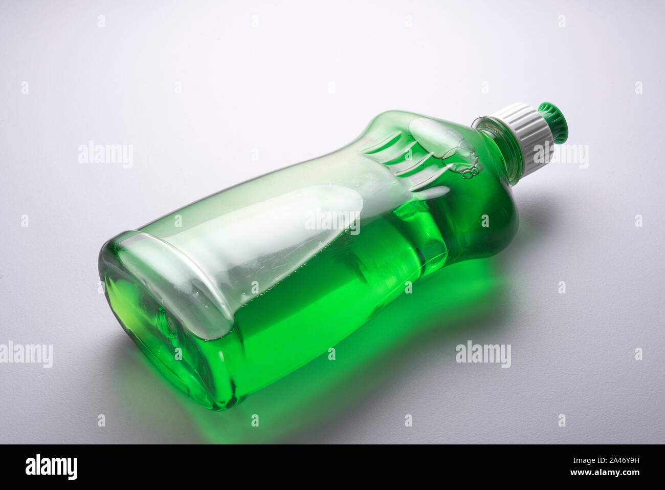 Liquid dish soap bottle hi-res stock photography and images - Alamy