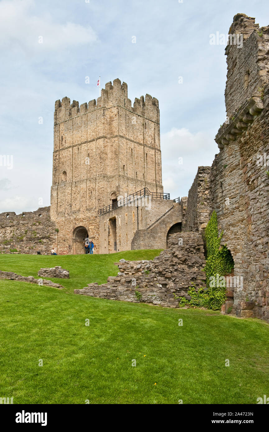 Richmond Castle keep and gatehouse. North Yorkshire, England Stock Photo